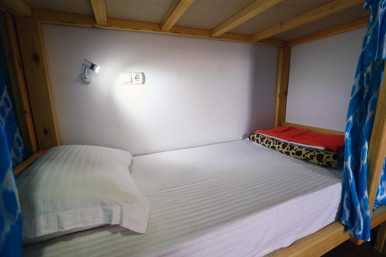 Amir Hostel Samarkand Exterior photo