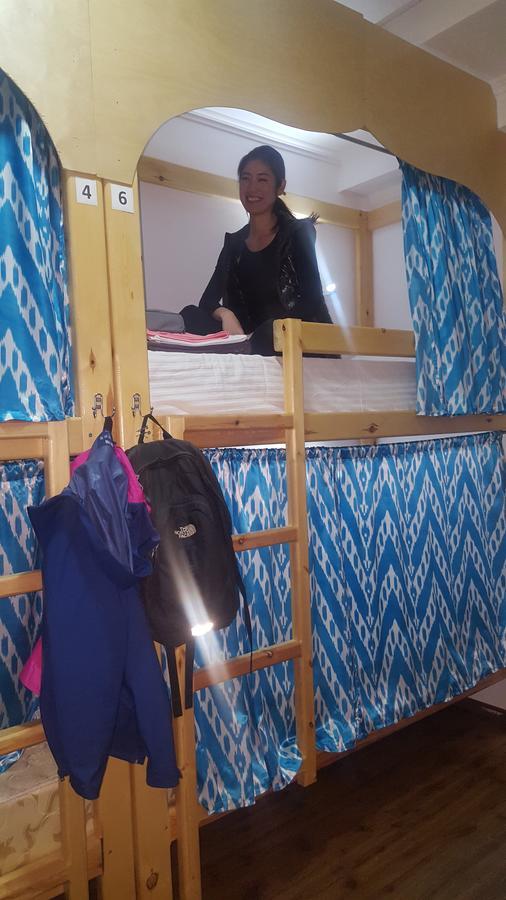 Amir Hostel Samarkand Exterior photo
