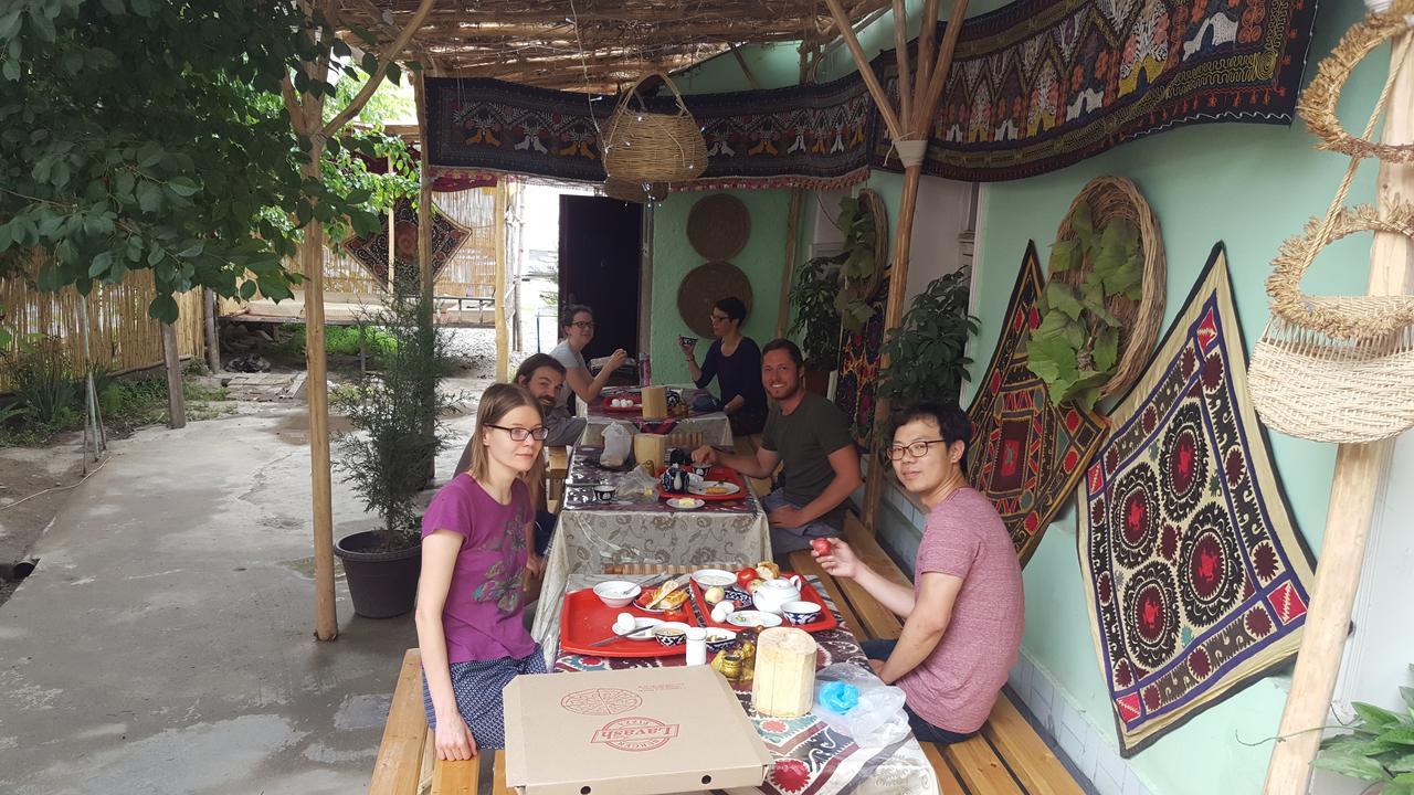 Amir Hostel Samarkand Exterior photo